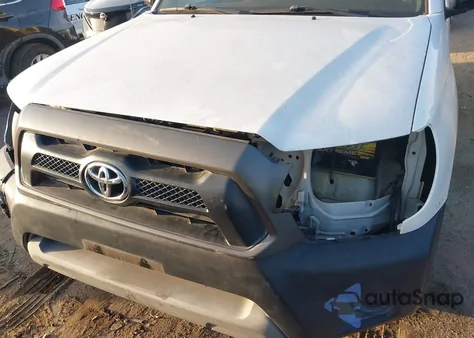 2014 Toyota Tacoma из США, поврежденный, VIN 5TFNX4CN2EX034181